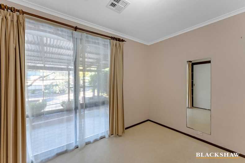 12 Schlam Place Kambah