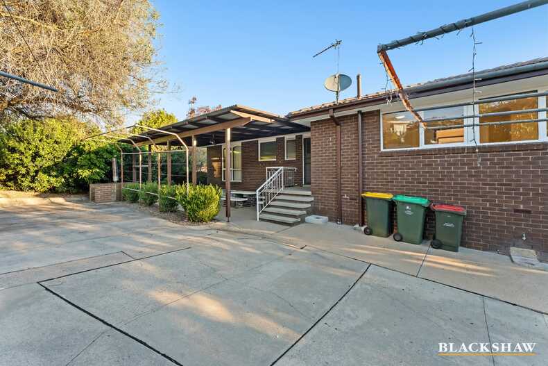 12 Schlam Place Kambah