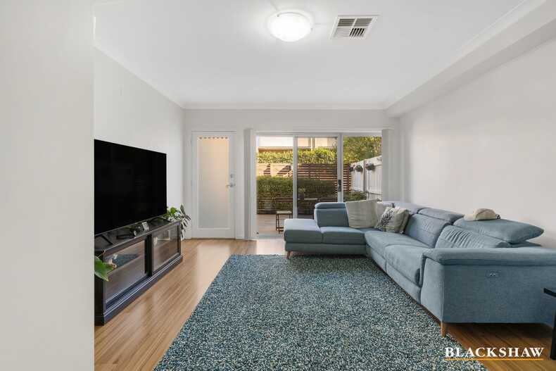 46/41 Philip Hodgins Street Wright