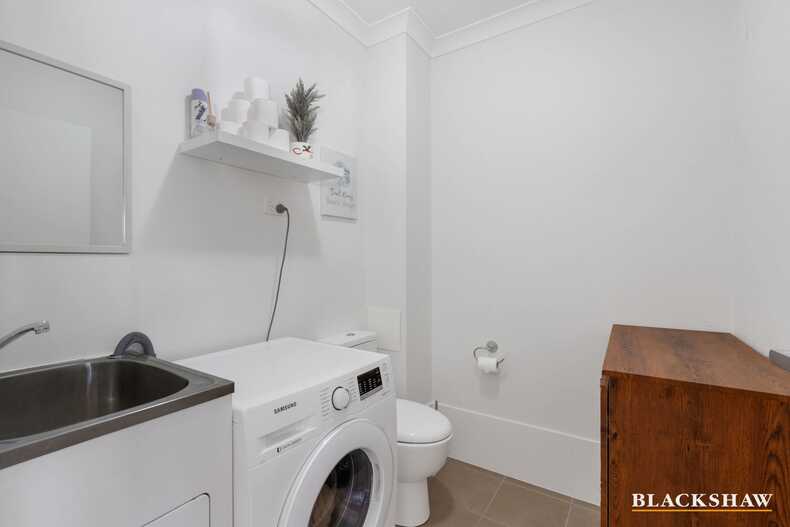 46/41 Philip Hodgins Street Wright