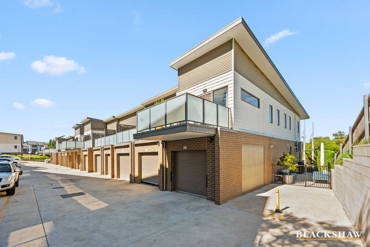 26/11 Wanderlight Avenue Lawson