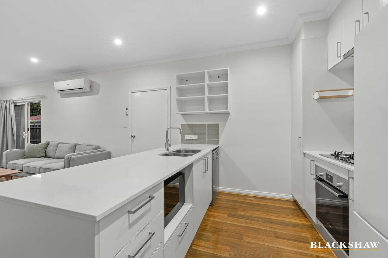 2/29 Morton Street Queanbeyan