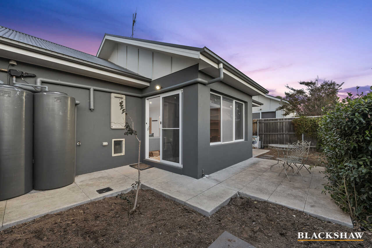 2/29 Morton Street Queanbeyan