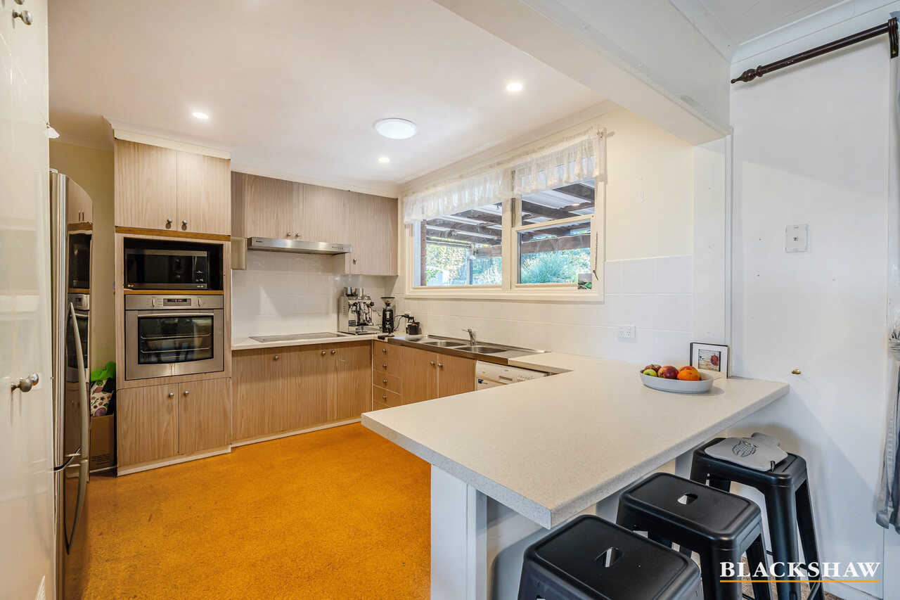 9 Withers Place Weston