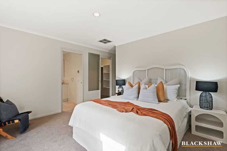 6 Hohnen Street Bruce