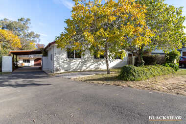 32 Wambool Street Narrabundah