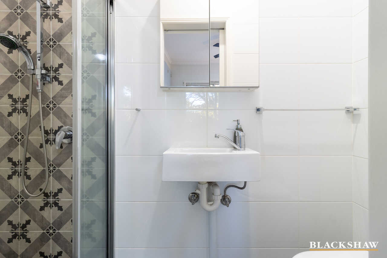 32 Wambool Street Narrabundah