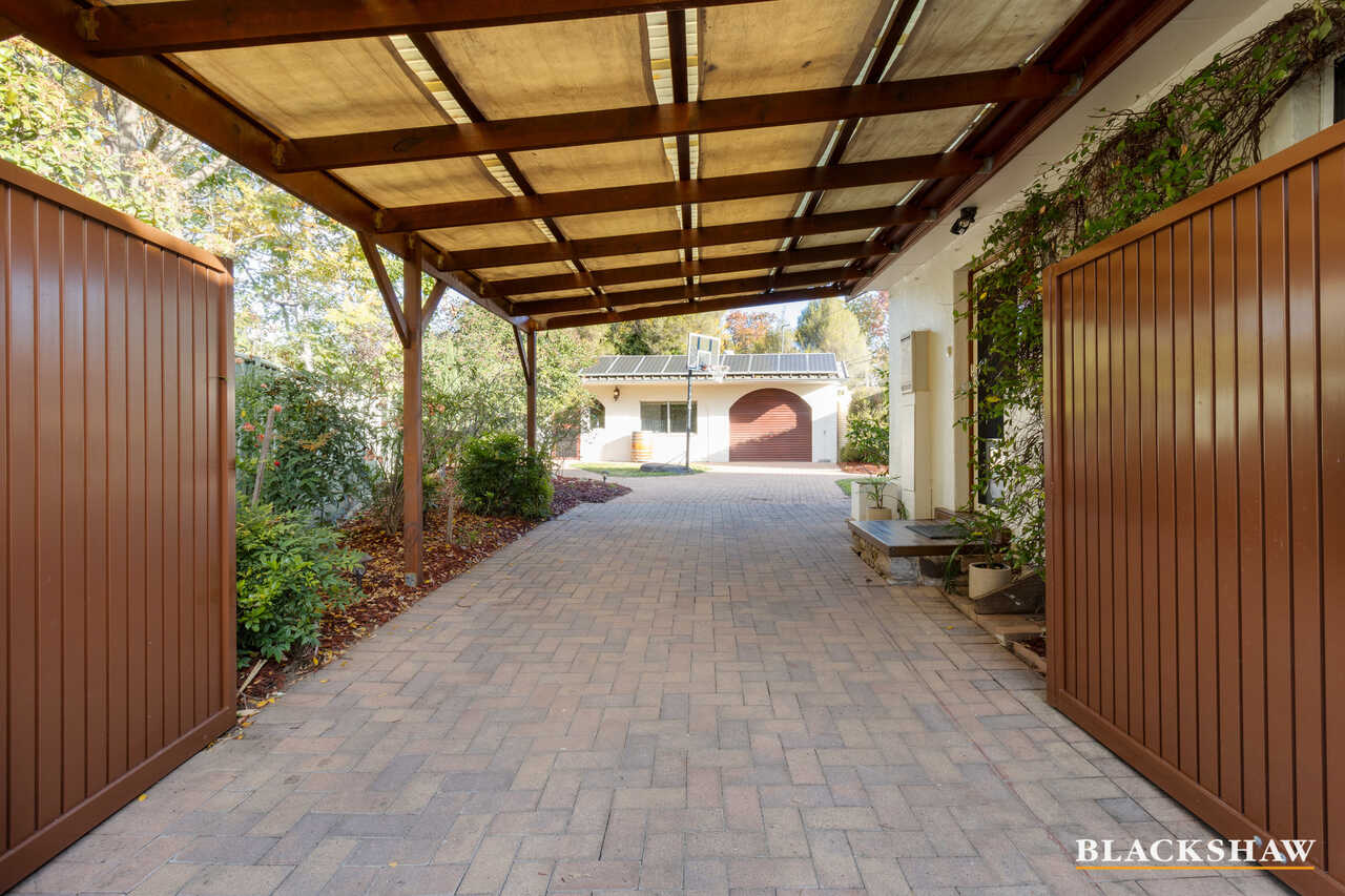 32 Wambool Street Narrabundah
