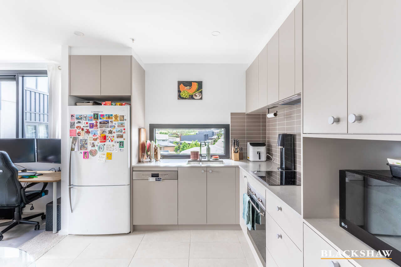 61/1 Buningyong Street Watson
