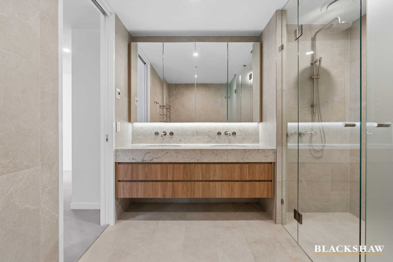 Level 8/64/62 Constitution Avenue Parkes