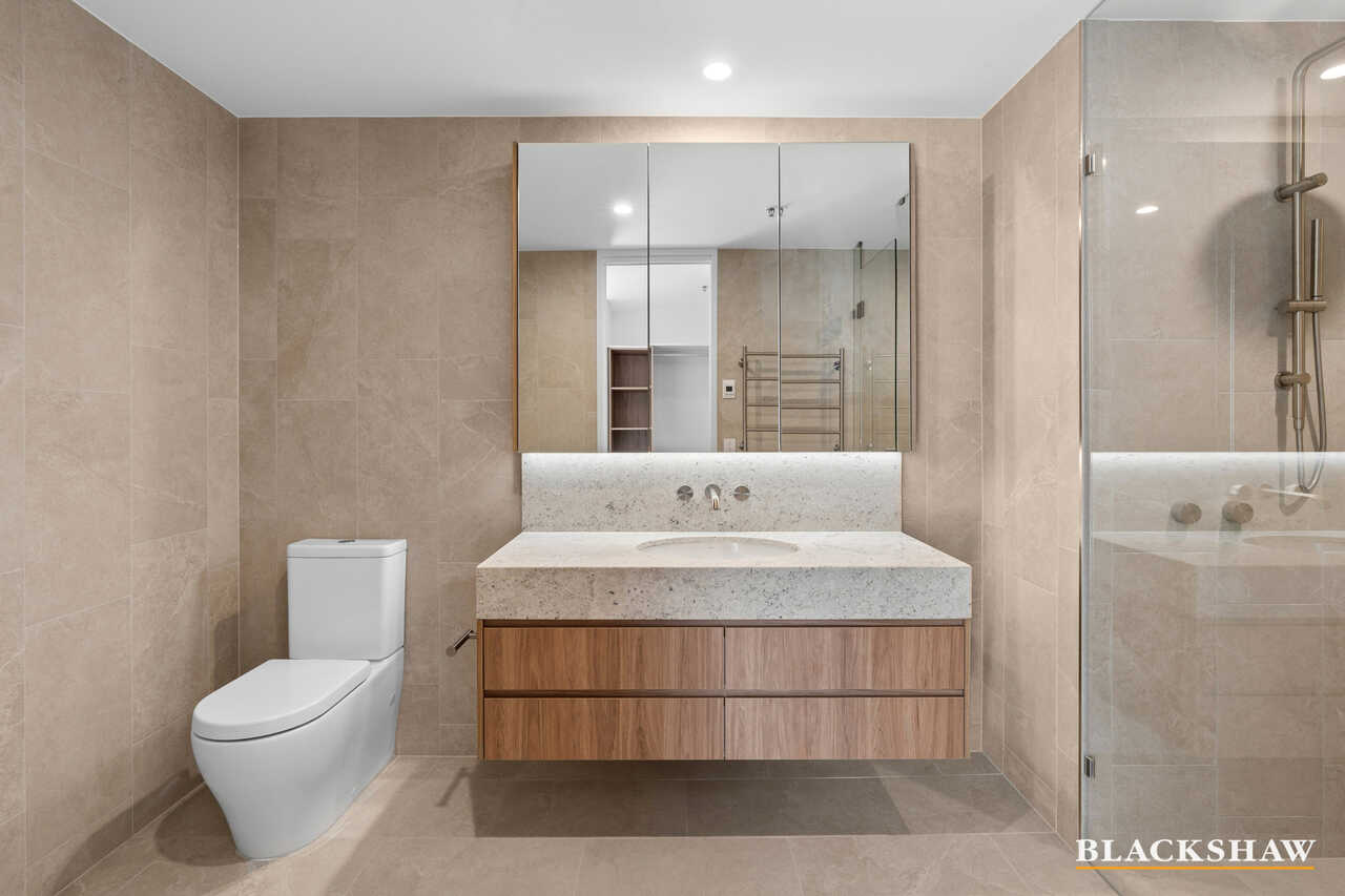 Level 8/64/62 Constitution Avenue Parkes