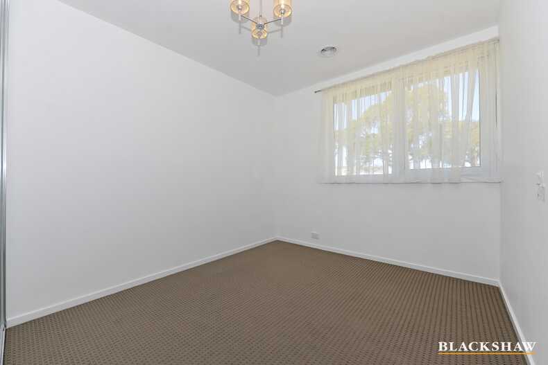 1 Sinclair Street Kambah
