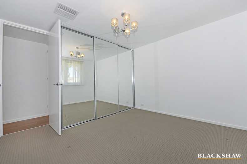 1 Sinclair Street Kambah