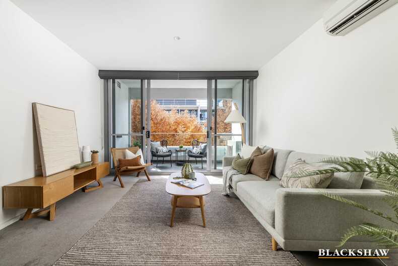 204/50 Eastlake Parade Kingston