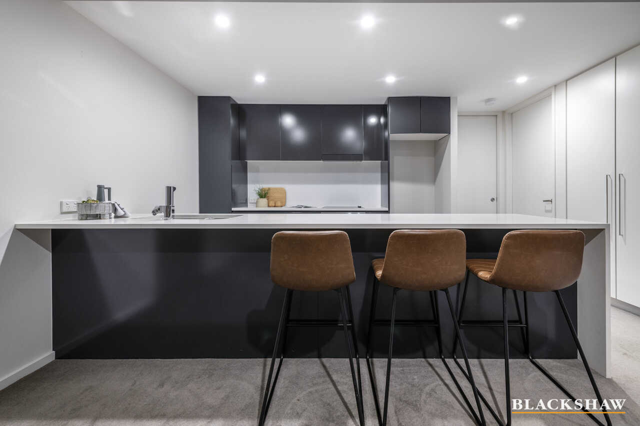 204/50 Eastlake Parade Kingston