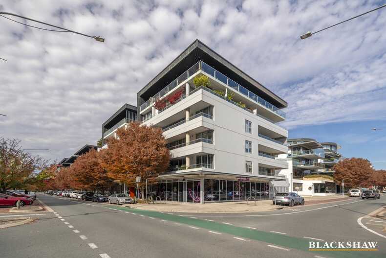 204/50 Eastlake Parade Kingston