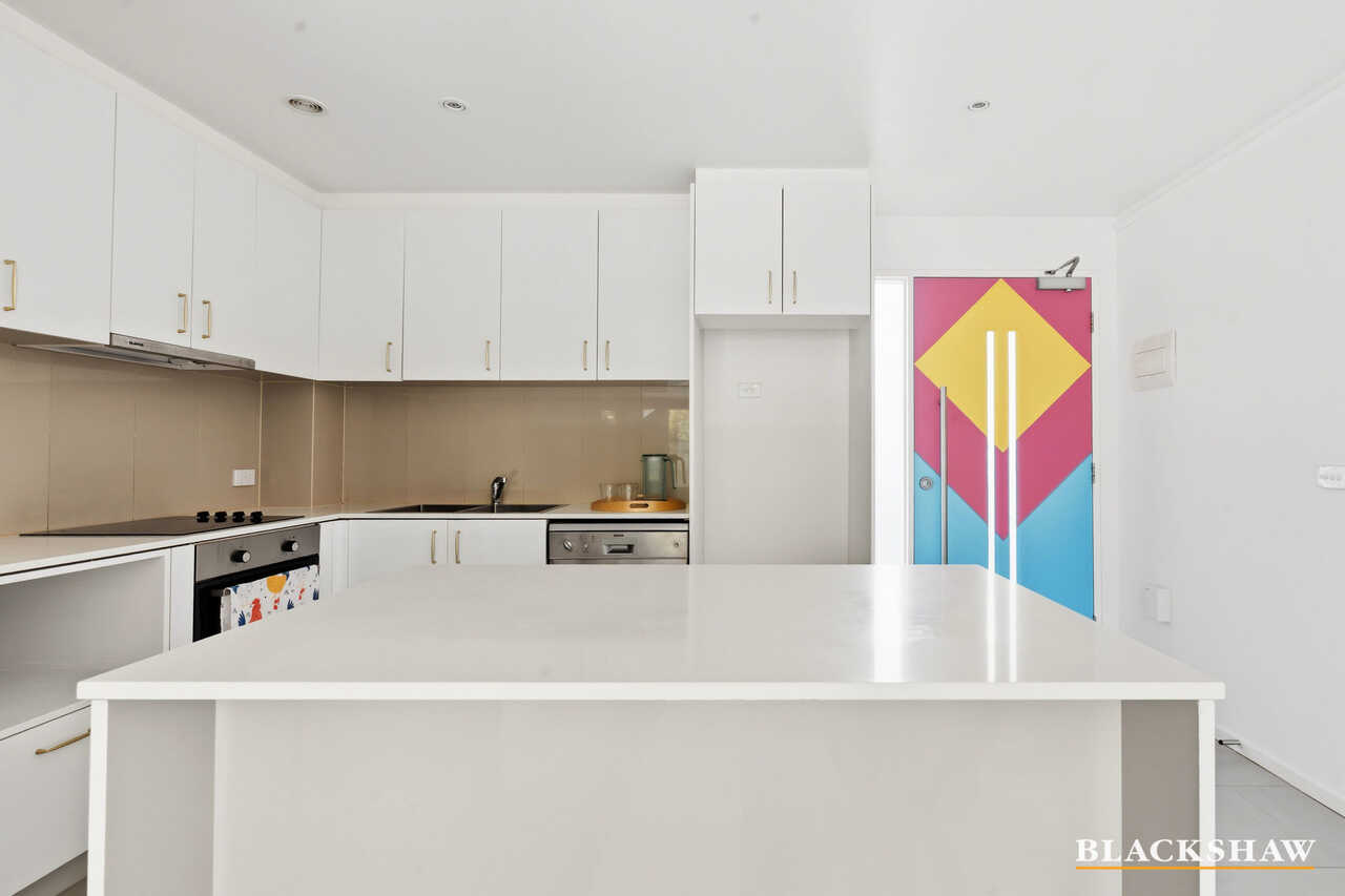 15/93 Nemarang Crescent Waramanga