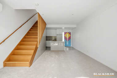 15/93 Nemarang Crescent Waramanga