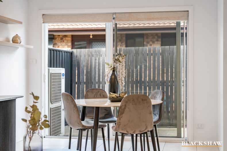 5/110 Henderson Road Crestwood
