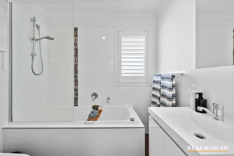 5/110 Henderson Road Crestwood