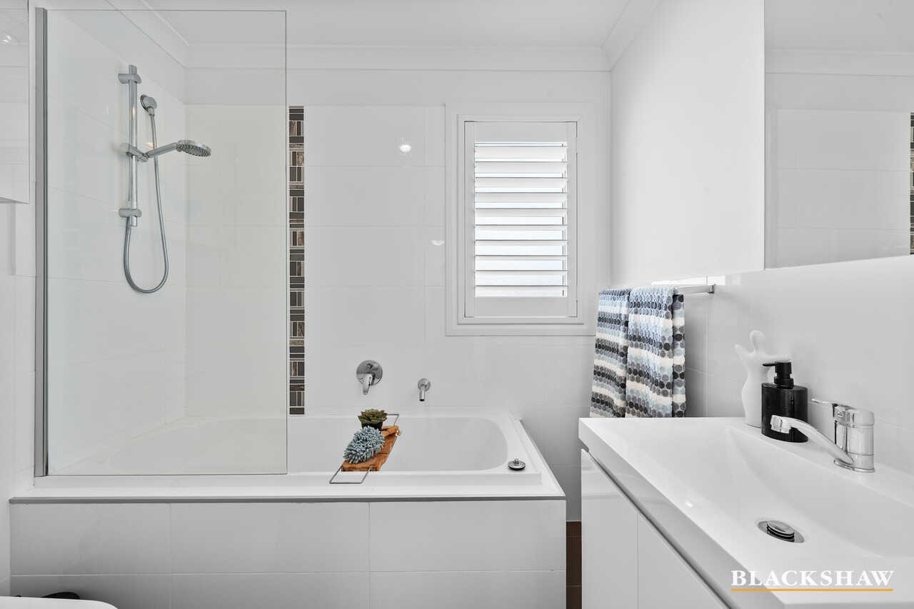 5/110 Henderson Road Crestwood