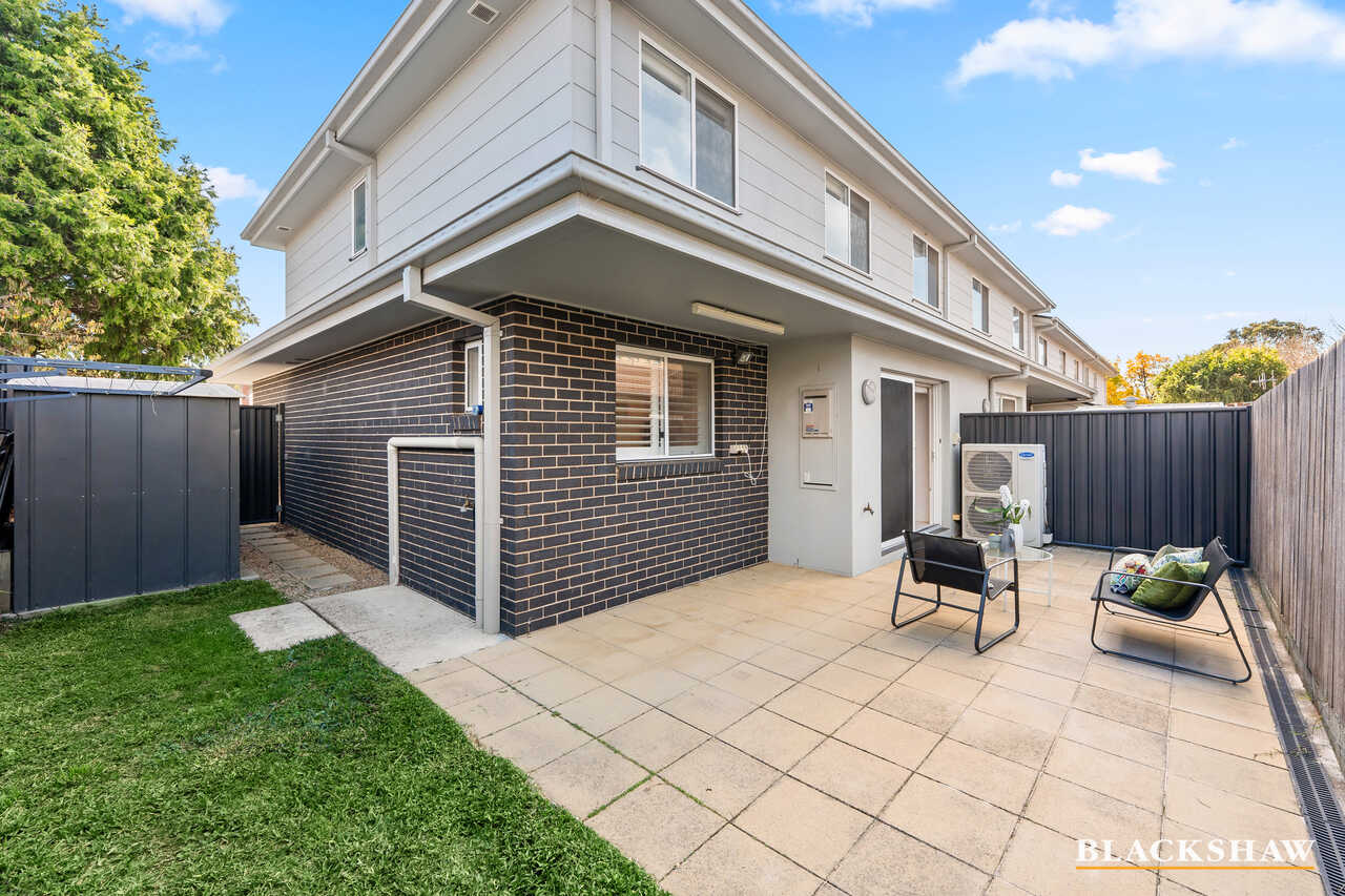5/110 Henderson Road Crestwood