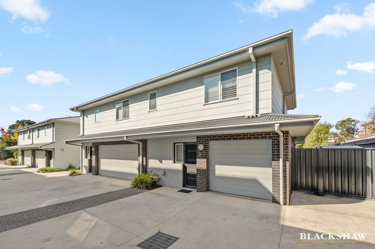 5/110 Henderson Road Crestwood