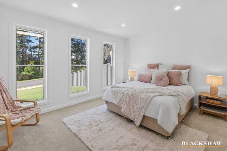 8 Tench Street Sunshine Bay