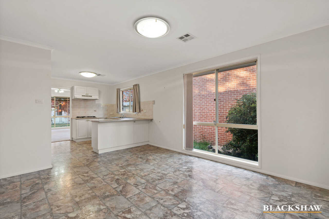 73 Freda Bennett Circuit Nicholls