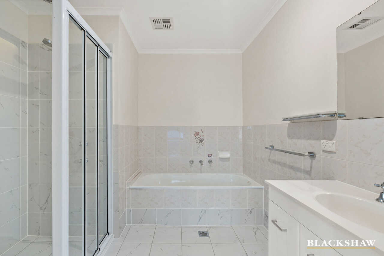 73 Freda Bennett Circuit Nicholls