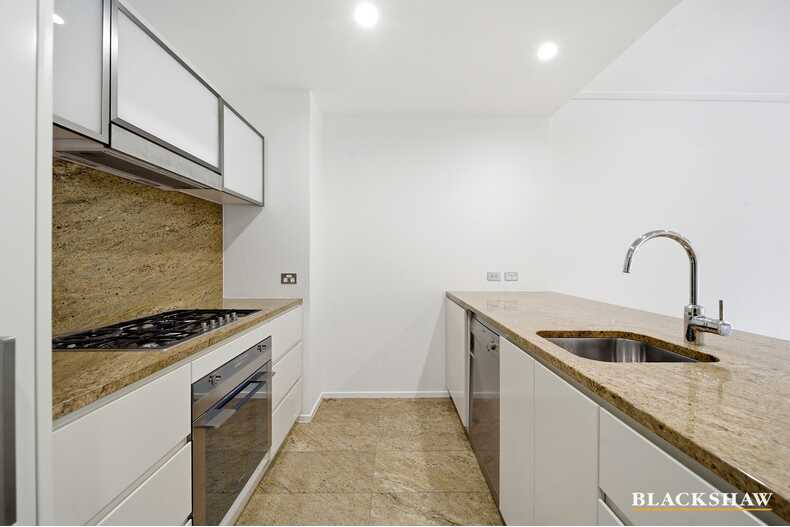 68/15 Coranderrk Street City