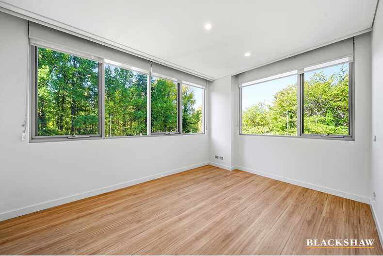 68/15 Coranderrk Street City