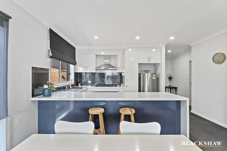 7 Daniel Street Googong