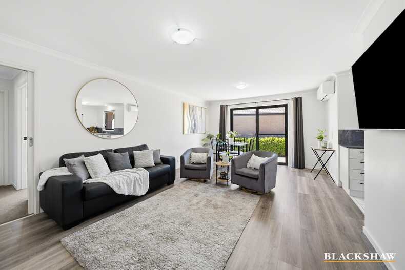 1 Jeff Snell Crescent Dunlop