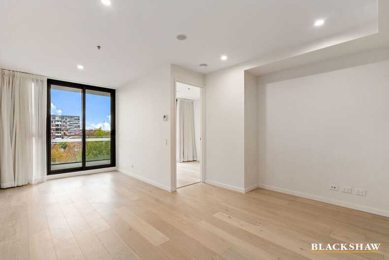 527/61 Cooyong Street Braddon