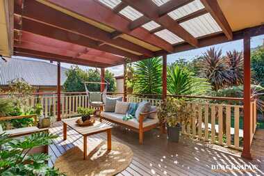 8 France Place Long Beach