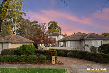 8 Ewart Street Yarralumla