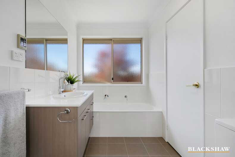 28 Mary Lee Street  Bonython