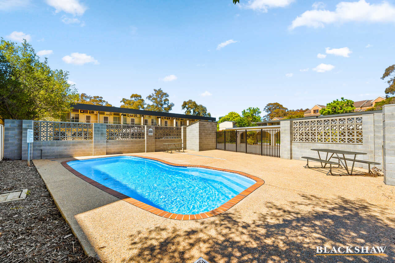 36/47 McMillan Crescent Griffith