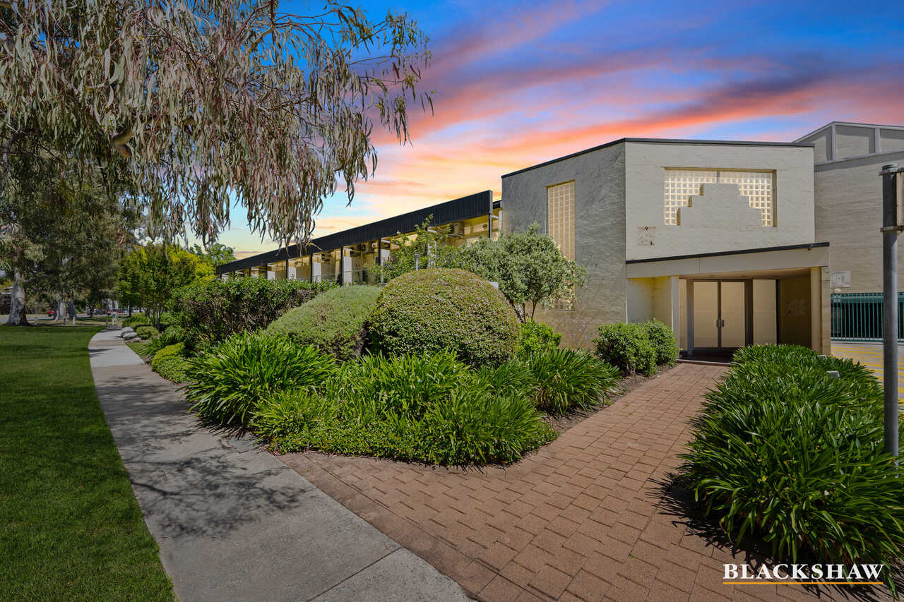 36/47 McMillan Crescent Griffith