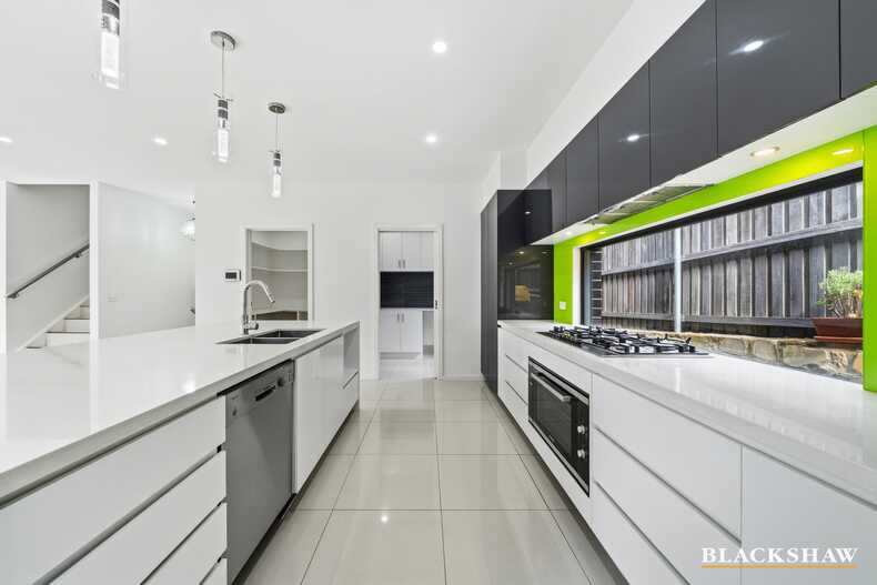 34 Vellacott Street Denman Prospect