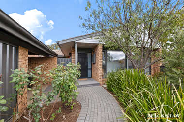 11 MacFarlan Place Latham