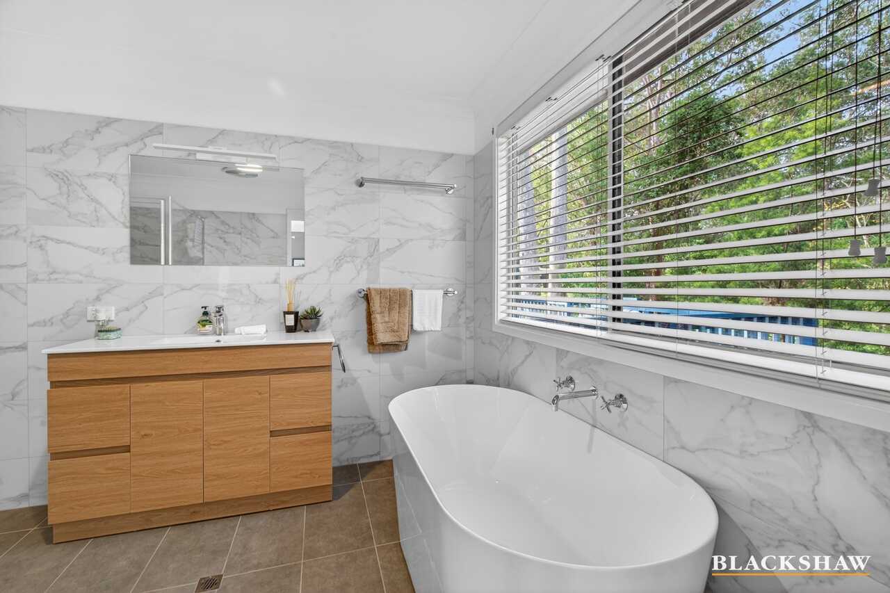 34 Northcove Road Long Beach