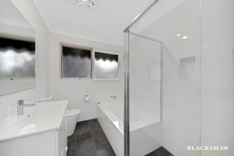 12 Hensman Street Latham