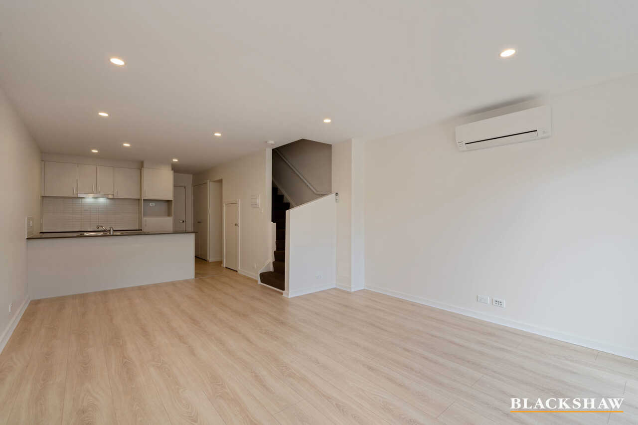 26/21 Bakewell Street Coombs