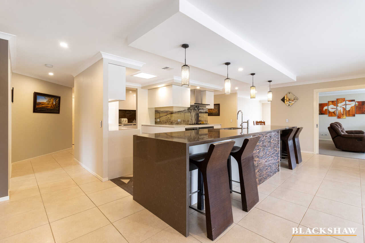 20 Hyland Drive, Bungendore, Bungendore - Thumbnail 4