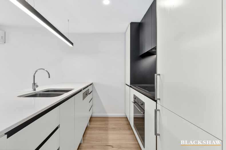 612/19 Challis Street Dickson