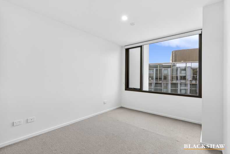 612/19 Challis Street Dickson