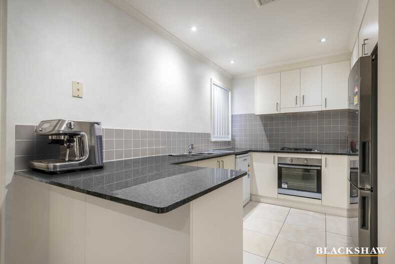 302 Anthony Rolfe Avenue Gungahlin 302 Anthony Rolfe Avenue Gungahlin