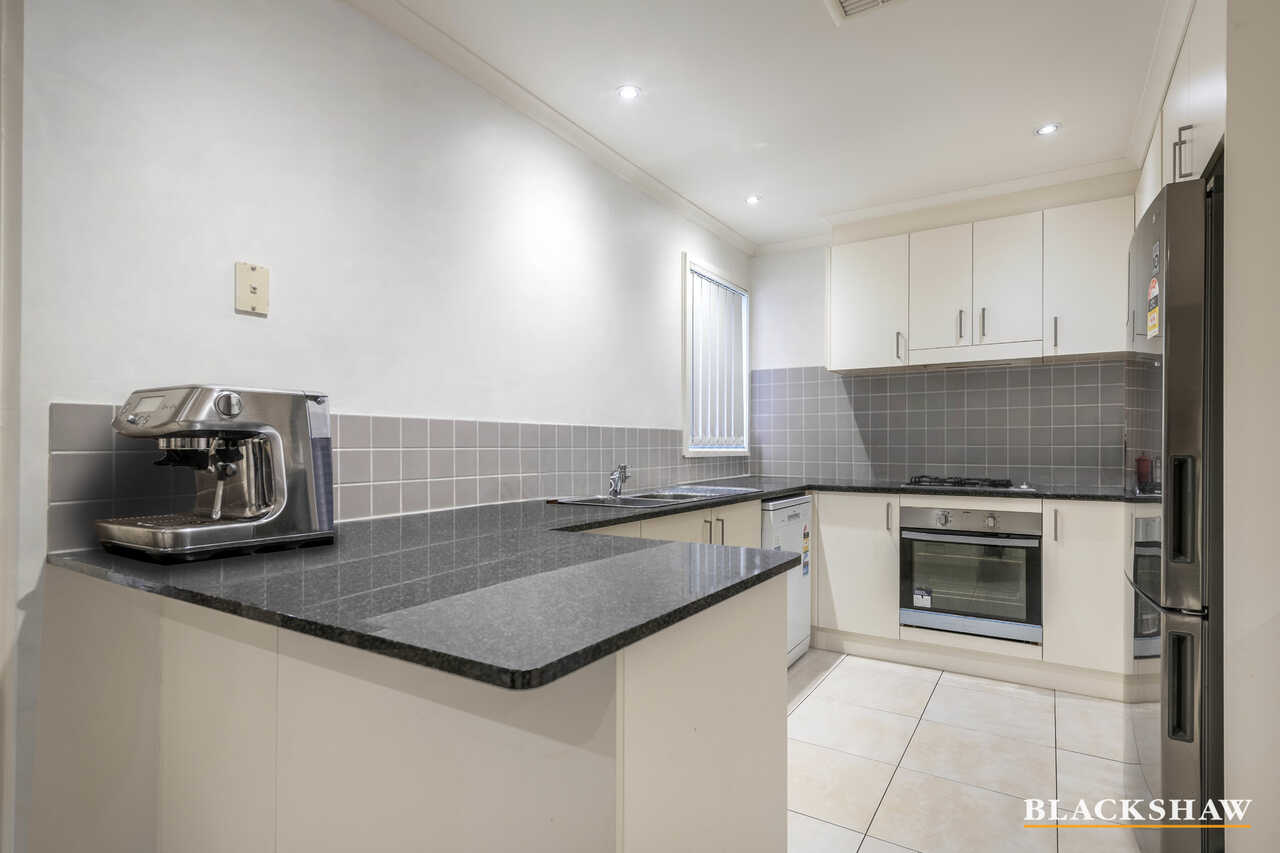 302 Anthony Rolfe Avenue Gungahlin
